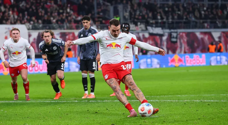 RB Leipzig vs Frankfurt - Đàn Bò tìm lại niềm vui