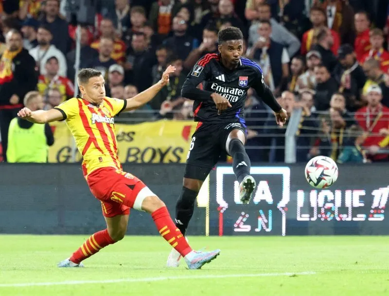 RC Lens vs Lyon - Khẳng định vị thế